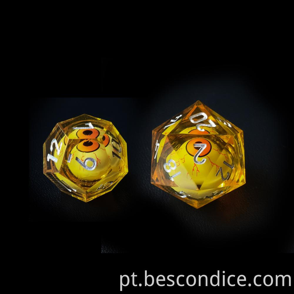 Liquid Core Sharp Edge Resin Polyhedral Dnd Dice Set 4